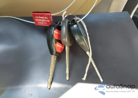 2011 Toyota Rav4 из США, поврежденный, VIN 2T3BF4DV2BW165552